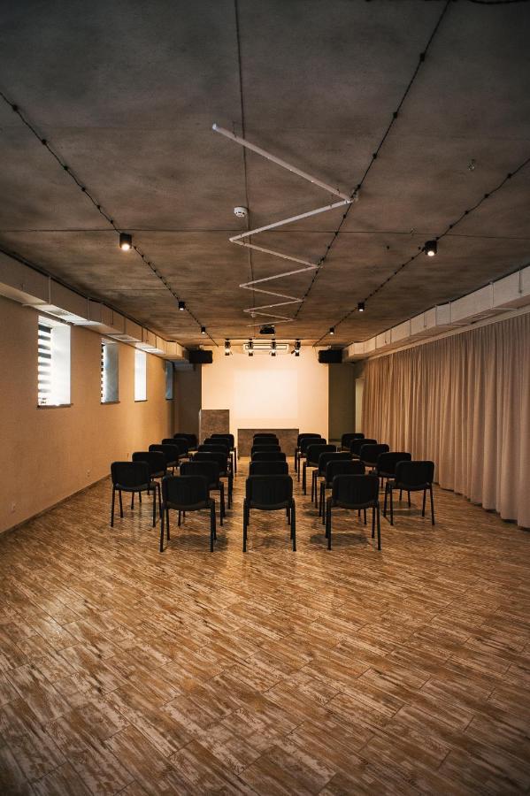 Mojo Boutique Hotel Lutsʼk Zewnętrze zdjęcie