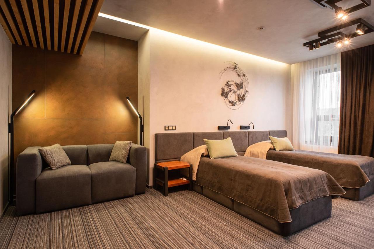 Mojo Boutique Hotel Lutsʼk Zewnętrze zdjęcie