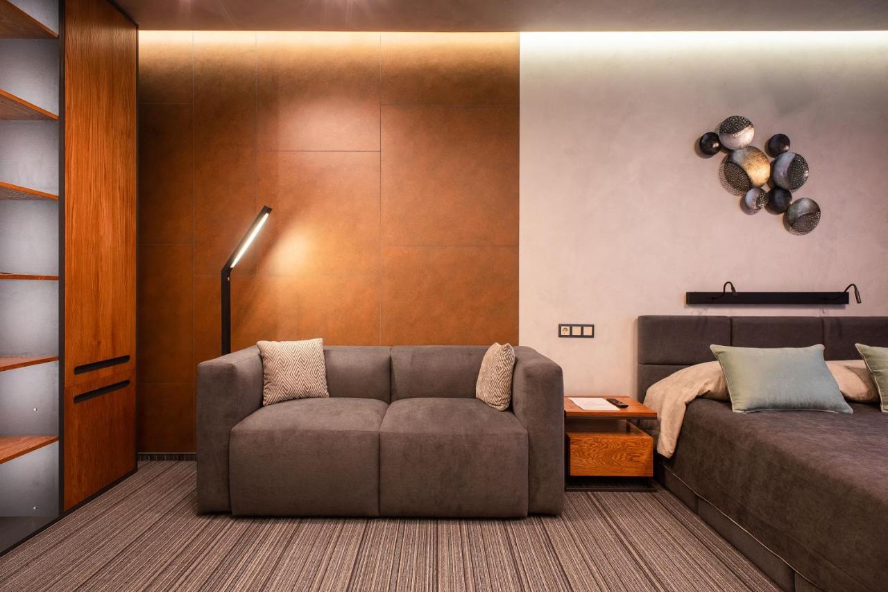 Mojo Boutique Hotel Lutsʼk Zewnętrze zdjęcie