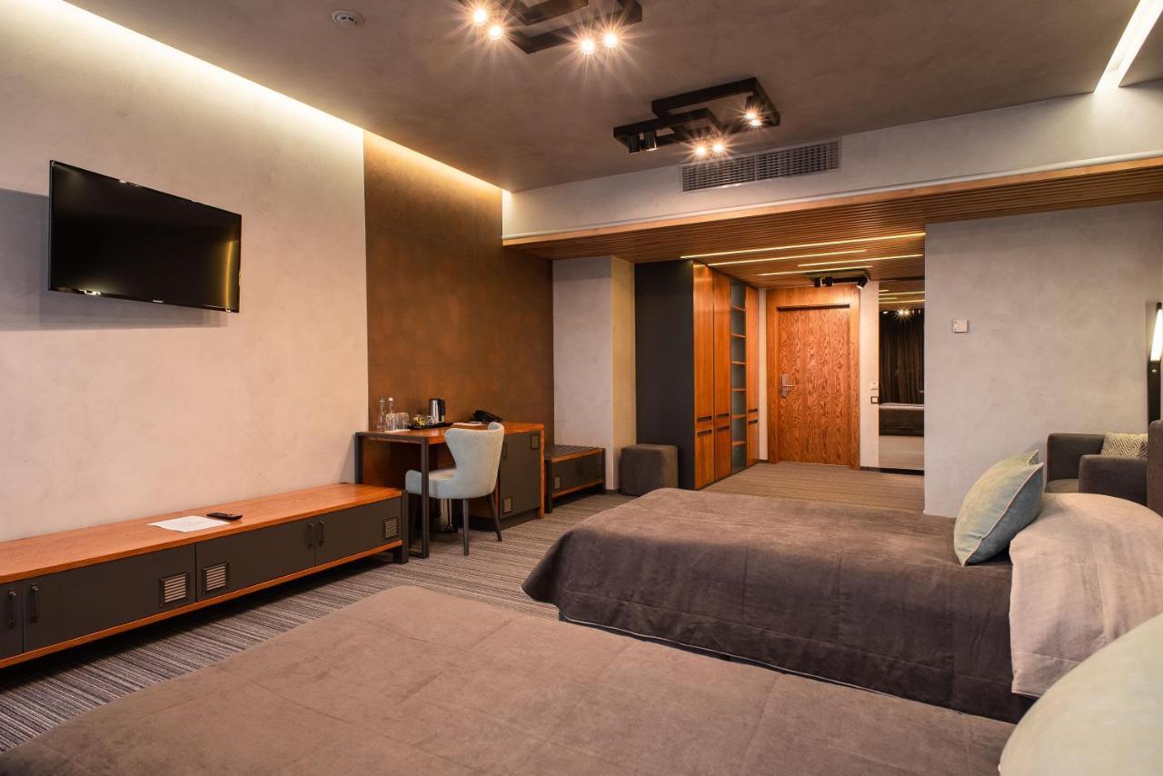Mojo Boutique Hotel Lutsʼk Zewnętrze zdjęcie