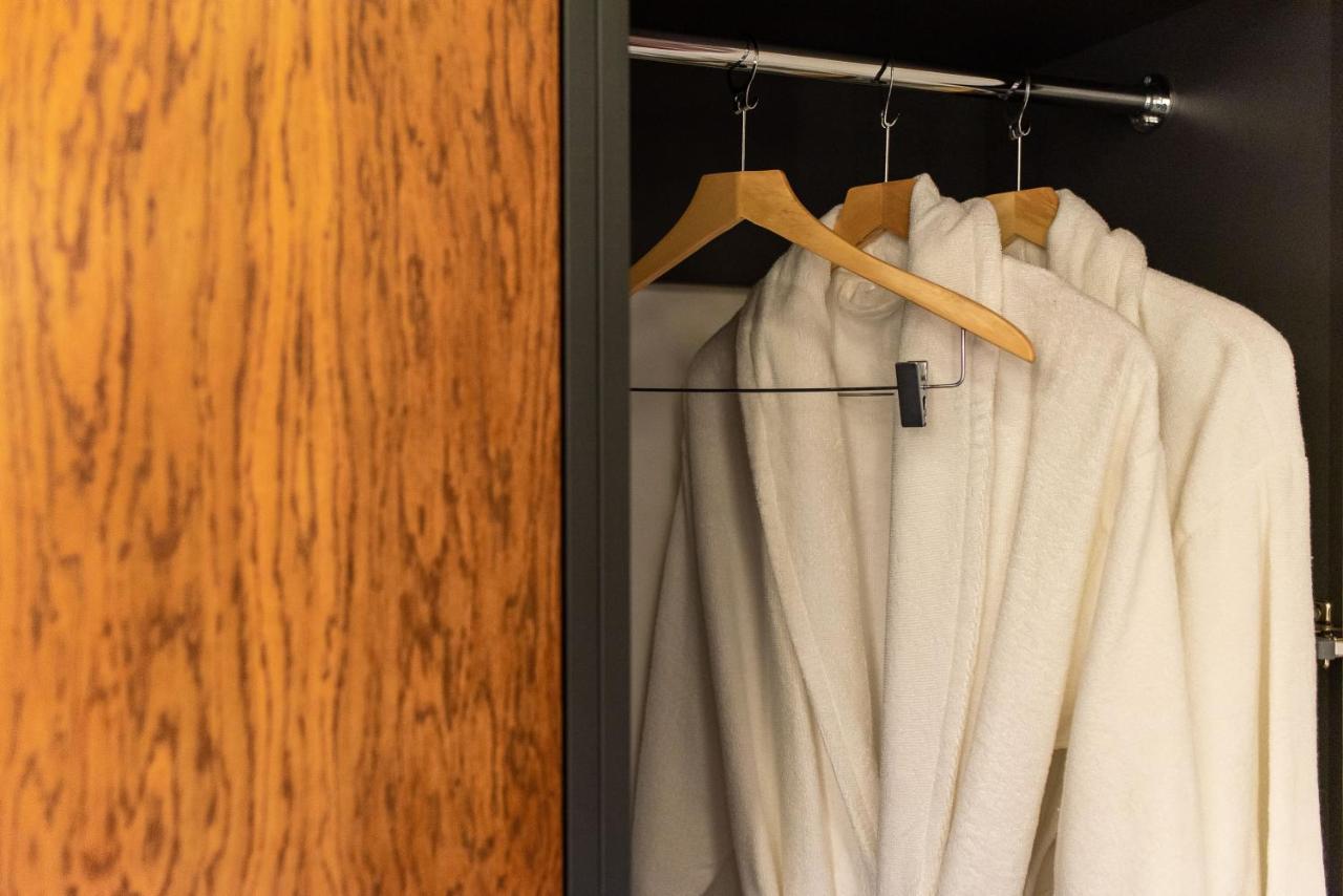 Mojo Boutique Hotel Lutsʼk Zewnętrze zdjęcie