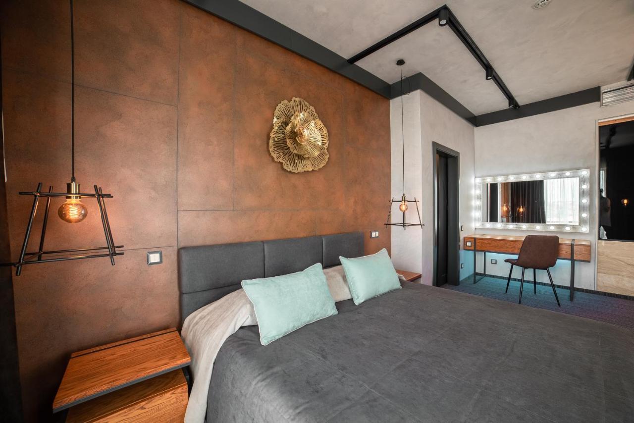 Mojo Boutique Hotel Lutsʼk Zewnętrze zdjęcie