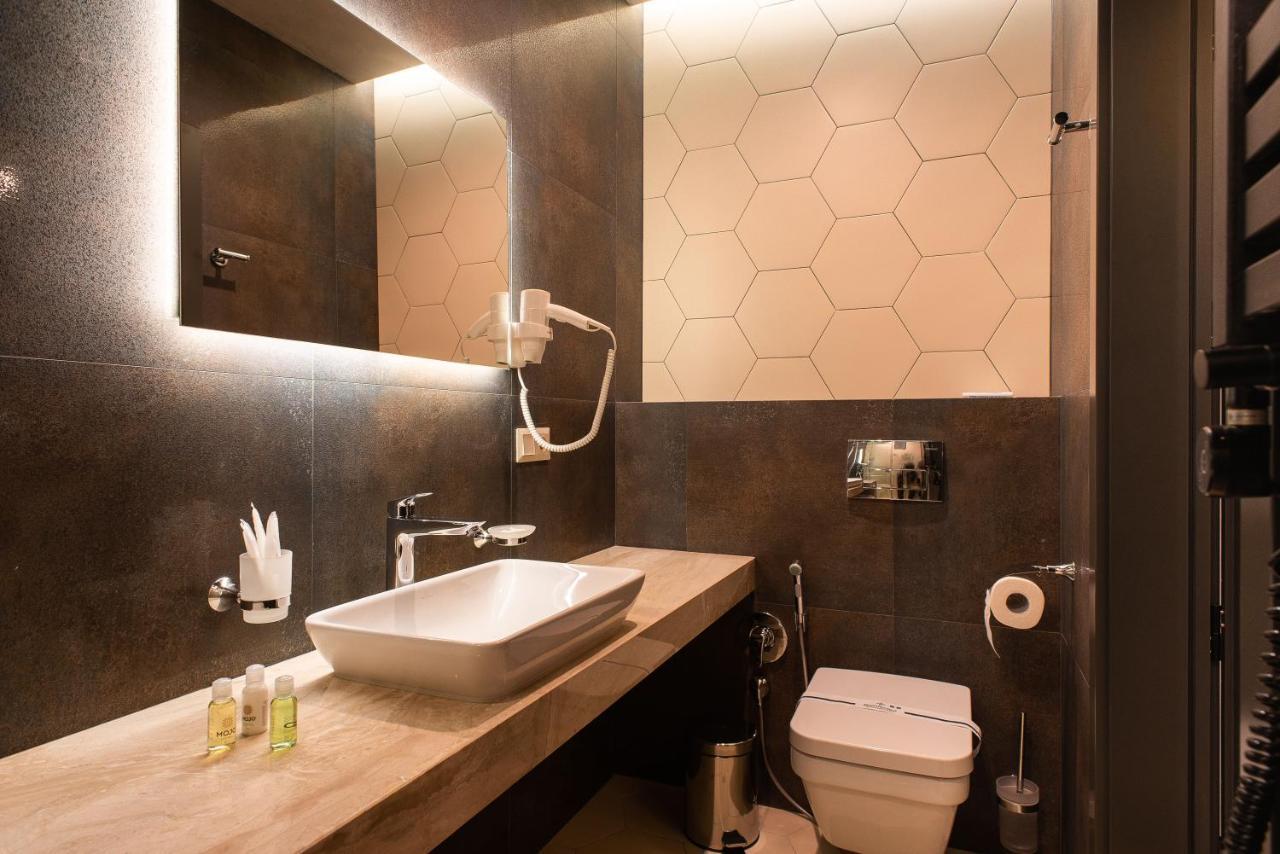 Mojo Boutique Hotel Lutsʼk Zewnętrze zdjęcie